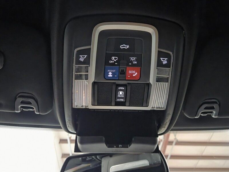 2019 Ram 3500 Laramie Dually 6.7L Diesel AISIN Trans 12in Screen GPS Camera FREE WARRANTY Arlington TX