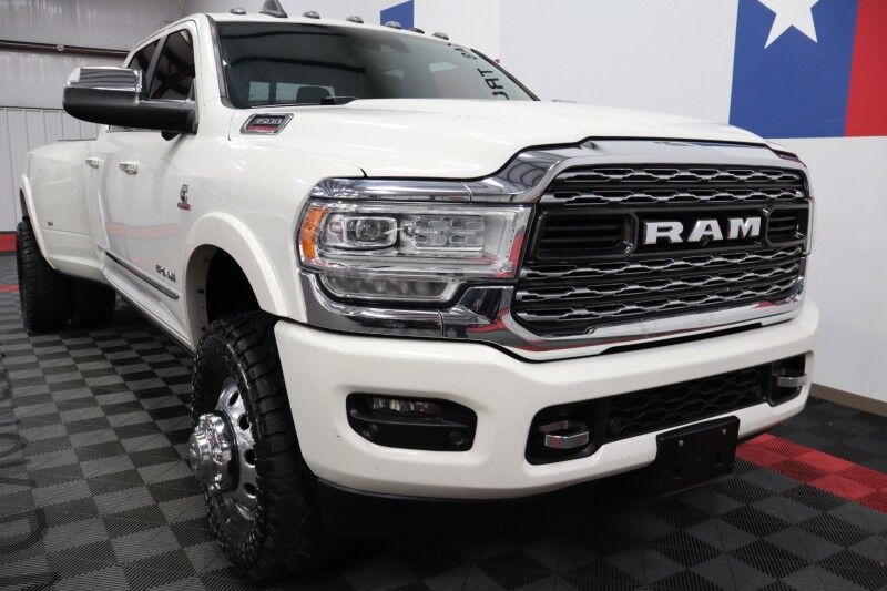 2019 Ram 3500 Limited Dually 6.7L Diesel 12in GPS Camera Gooseneck 35in Tires Arlington TX