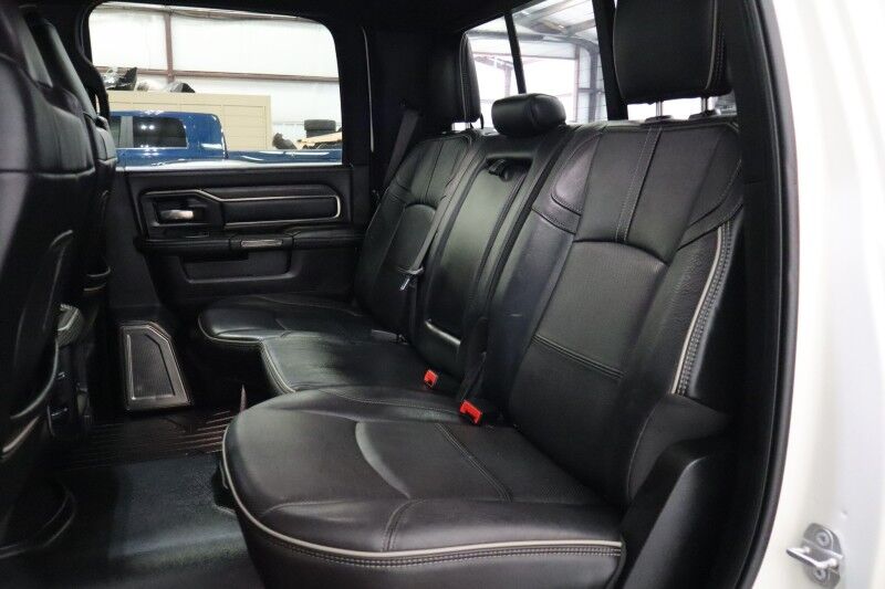 2019 Ram 3500 Limited Dually 6.7L Diesel 12in GPS Camera Gooseneck 35in Tires Arlington TX