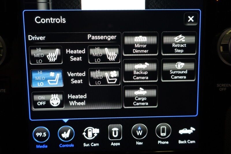 2019 Ram 3500 Limited Dually 6.7L Diesel 12in GPS Camera Gooseneck 35in Tires Arlington TX