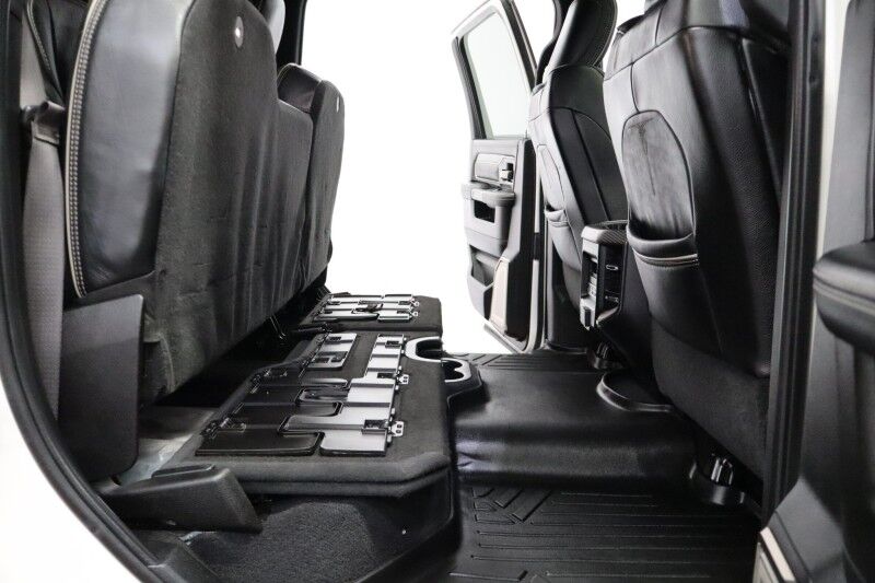 2019 Ram 3500 Limited Dually 6.7L Diesel 12in GPS Camera Gooseneck 35in Tires Arlington TX