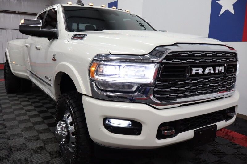 2019 Ram 3500 Limited Dually 6.7L Diesel 12in GPS Camera Gooseneck 35in Tires Arlington TX