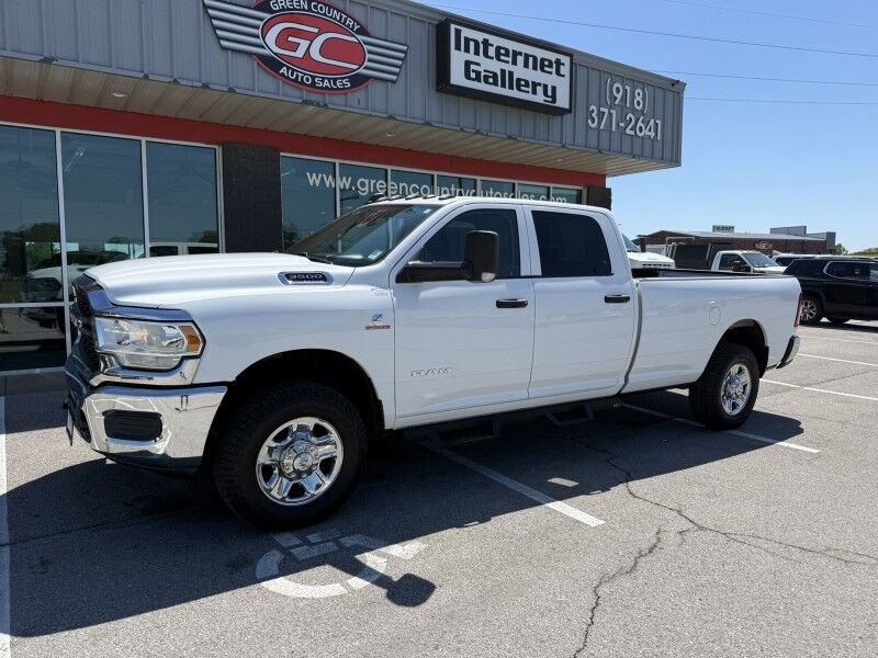 2019 RAM 3500 Tradesman 4X4 Crew Cab LWB's photo