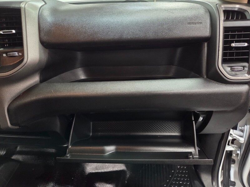 2019 Ram 5500 4WD Flatbed 6.7L Cummins Diesel Dually AISIN Transmission FREE WARRANTY Arlington TX