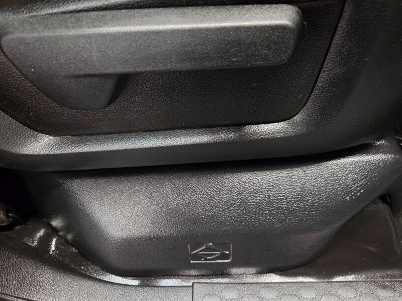 2019 Ram 5500 4WD Flatbed 6.7L Cummins Diesel Dually AISIN Transmission FREE WARRANTY Arlington TX