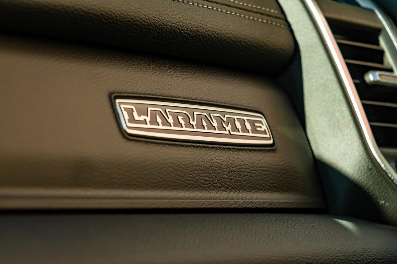 2019 Ram 5500 4x4 Crew Cab Laramie Mechanic&apos;s Crane VMAC Red Deer AB