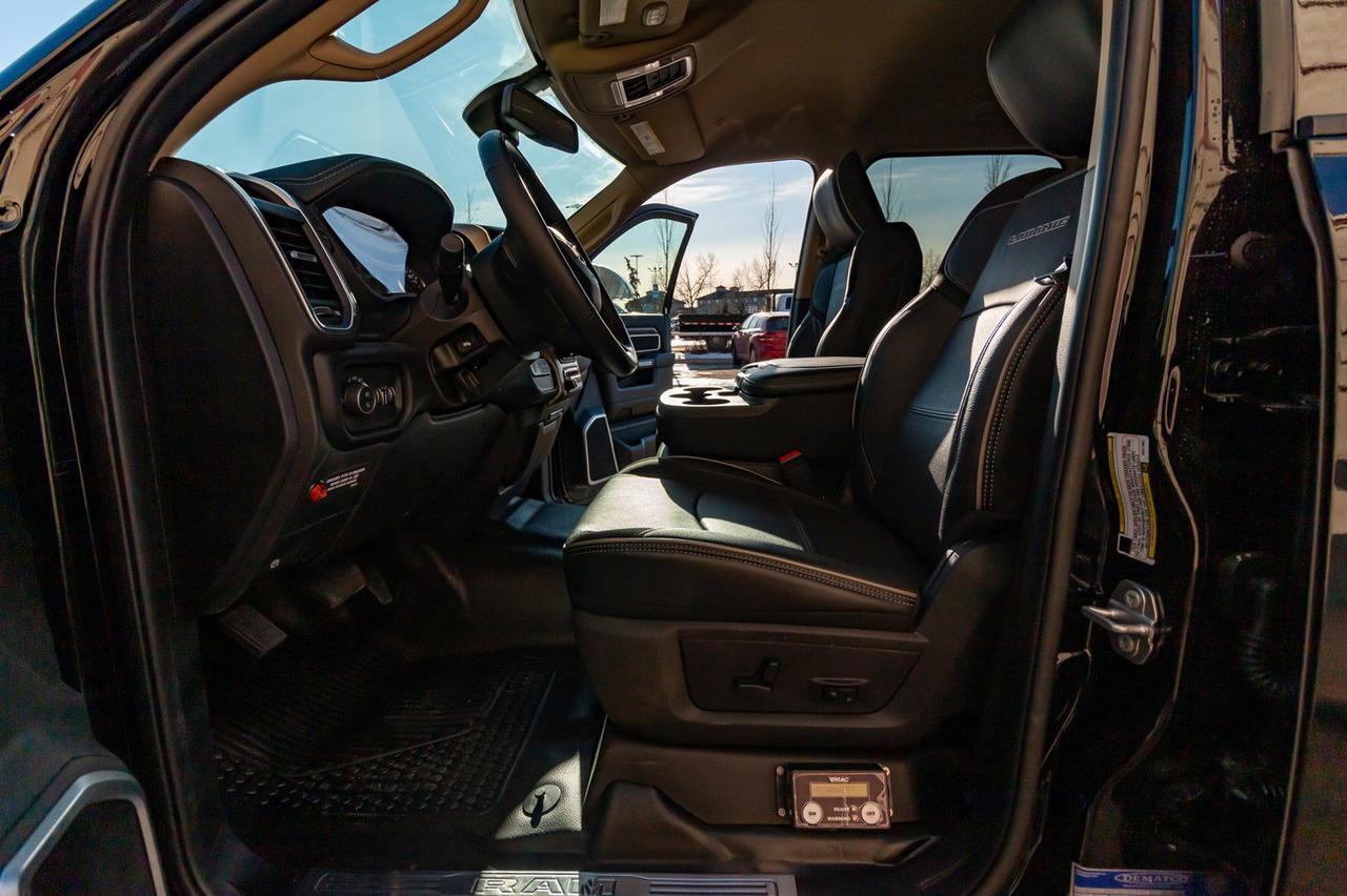 2019 Ram 5500 4x4 Crew Cab Laramie Mechanic&apos;s Crane VMAC Red Deer AB