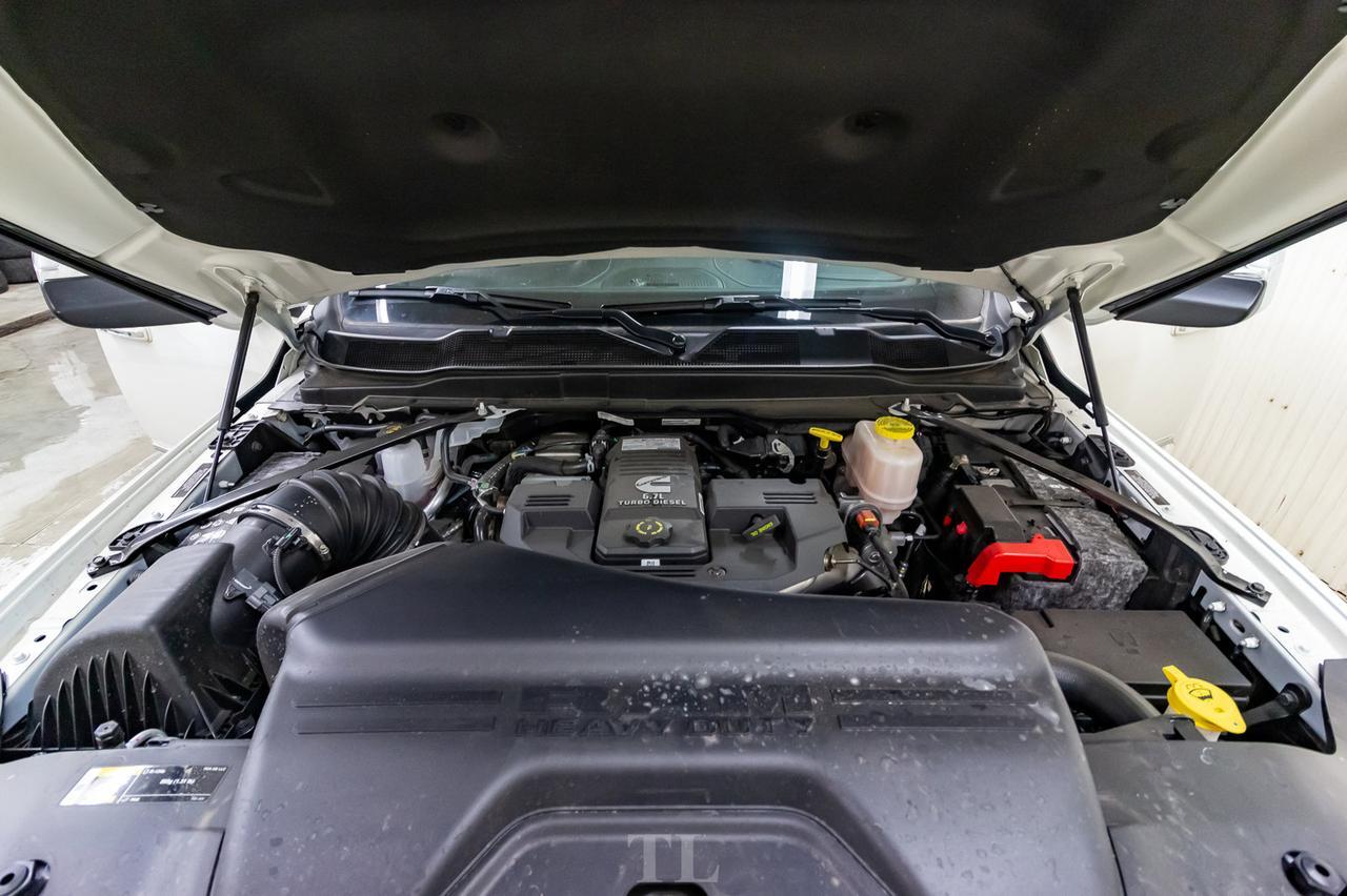 2019 Ram 5500 4x4 Crew Cab Limited Deck Dually Diesel AISIN Red Deer AB