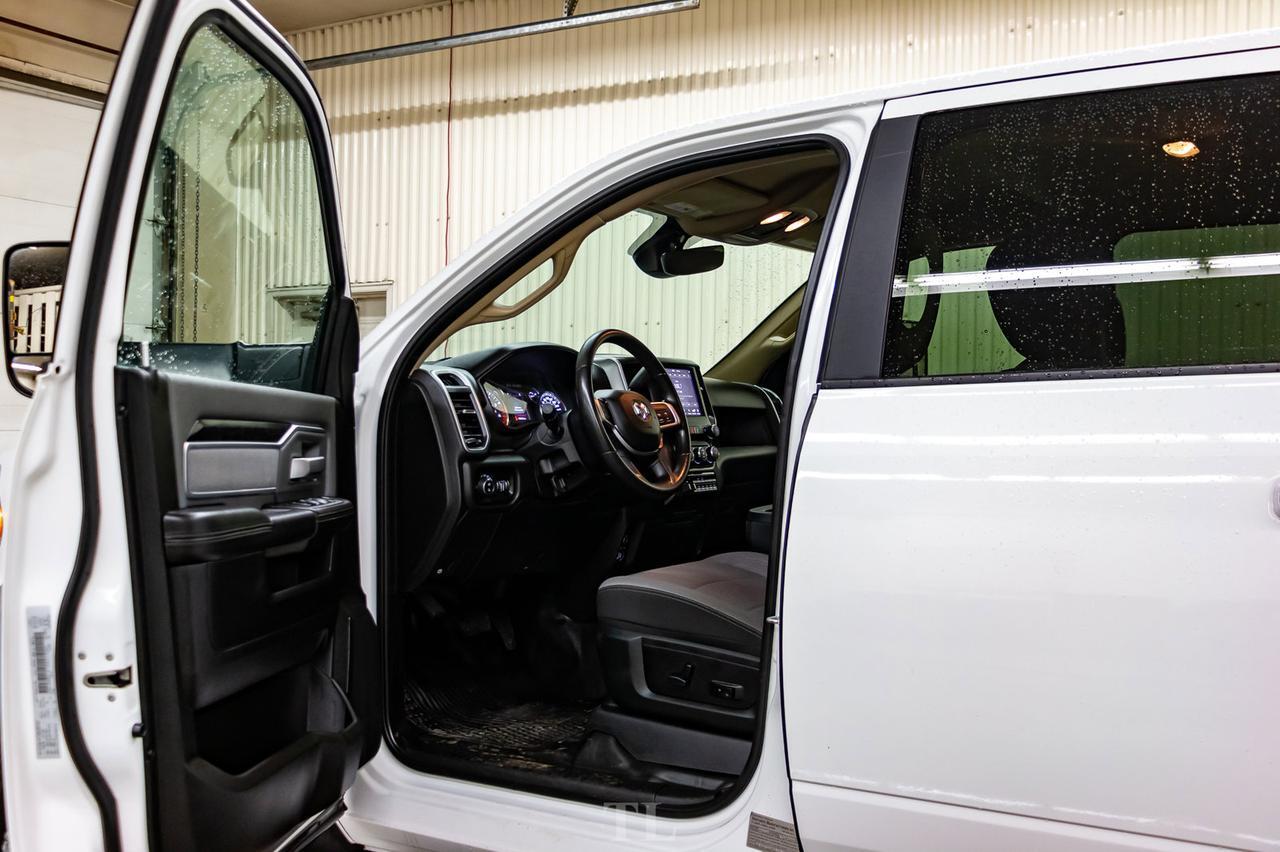 2019 Ram 5500 4x4 Crew Cab SLT Deck Diesel AISIN BCam Red Deer AB