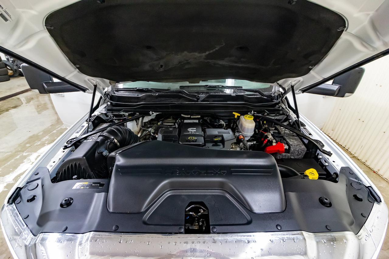 2019 Ram 5500 4x4 Crew Cab SLT Deck Diesel AISIN BCam Red Deer AB