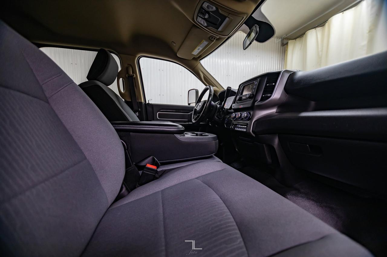 2019 Ram 5500 4x4 Crew Cab SLT Deck Diesel AISIN Red Deer AB