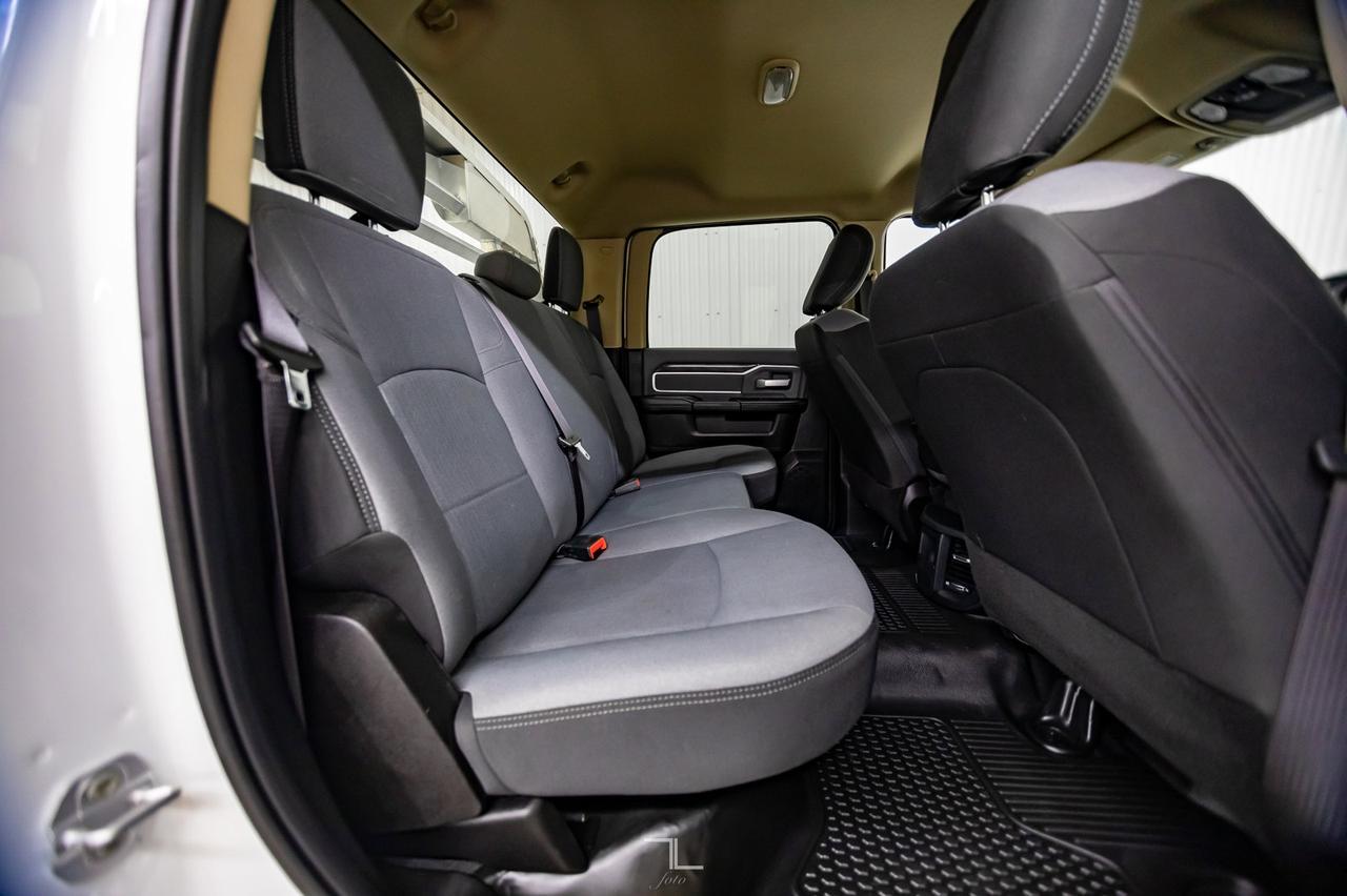 2019 Ram 5500 4x4 Crew Cab SLT Deck Diesel AISIN Red Deer AB