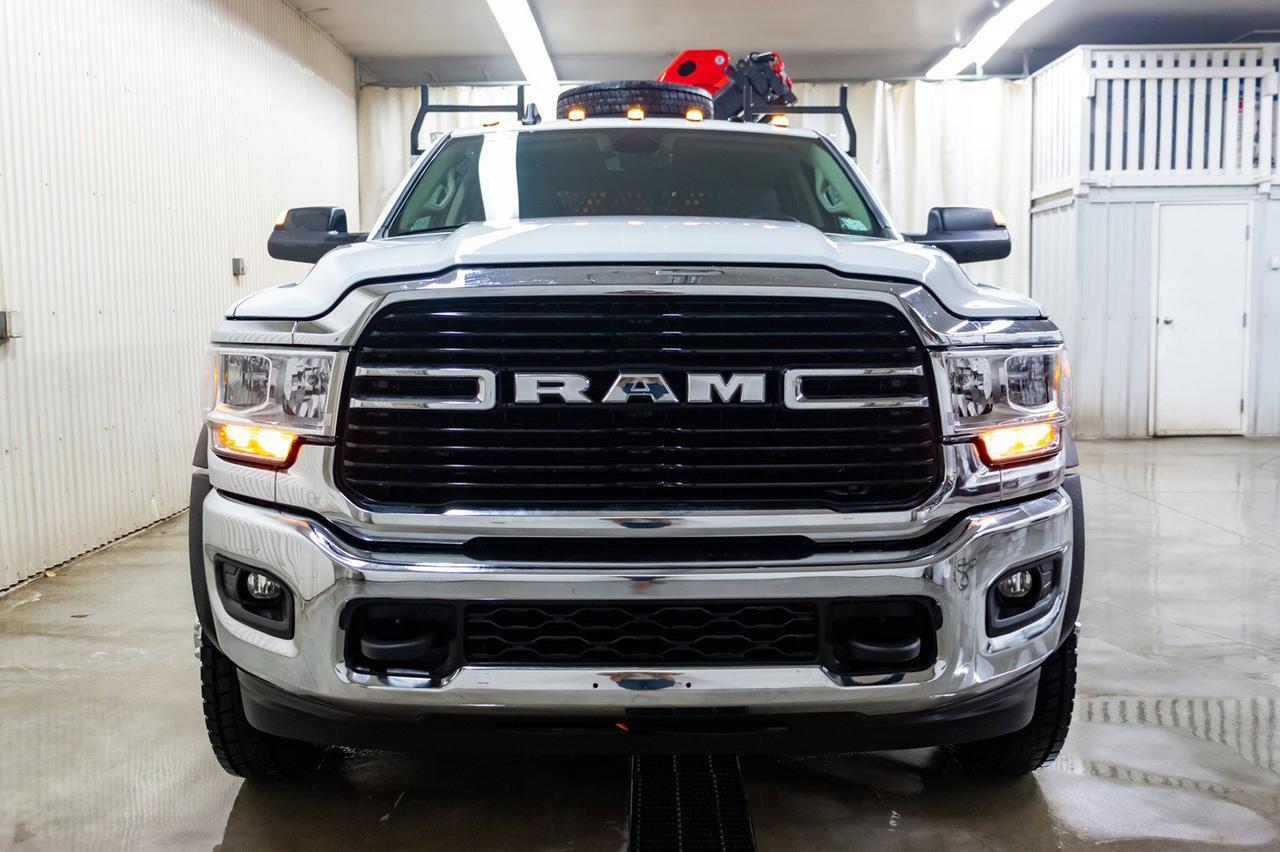 2019 Ram 5500 4x4 Crew Cab SLT Diesel Picker BCam Red Deer AB