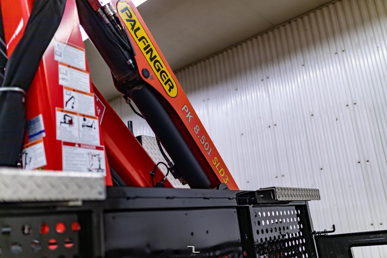 2019 Ram 5500 4x4 Crew Cab SLT Picker Deck Diesel AISIN Red Deer AB