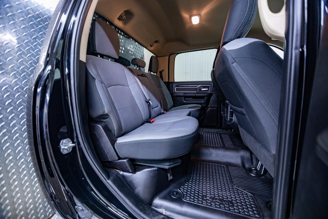 2019 Ram 5500 4x4 Crew Cab SLT Picker Deck Diesel AISIN Red Deer AB