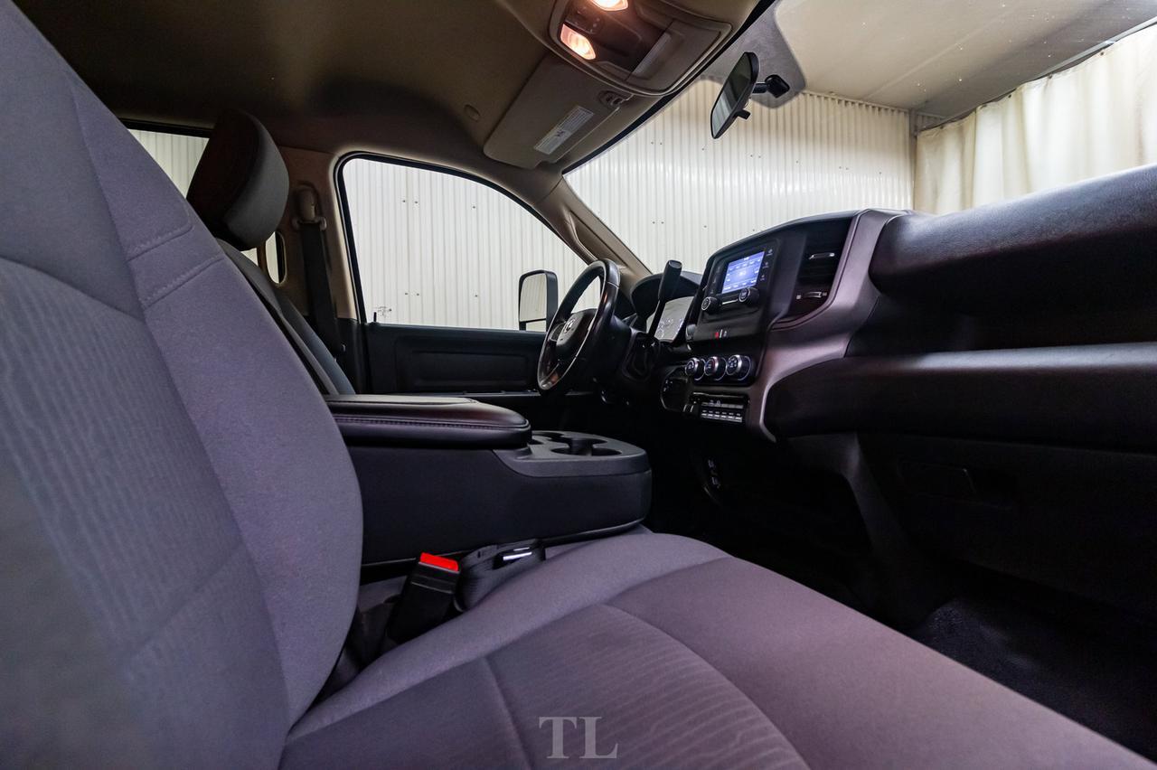 2019 Ram 5500 4x4 Crew Cab Tradesman Deck Dually Diesel AISIN Red Deer AB