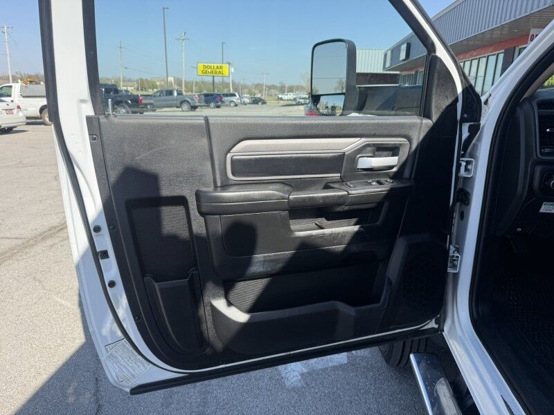 2019 Ram 5500 4x4 Diesel Utility w/ IMT 3203i Crane Tradesman Collinsville OK