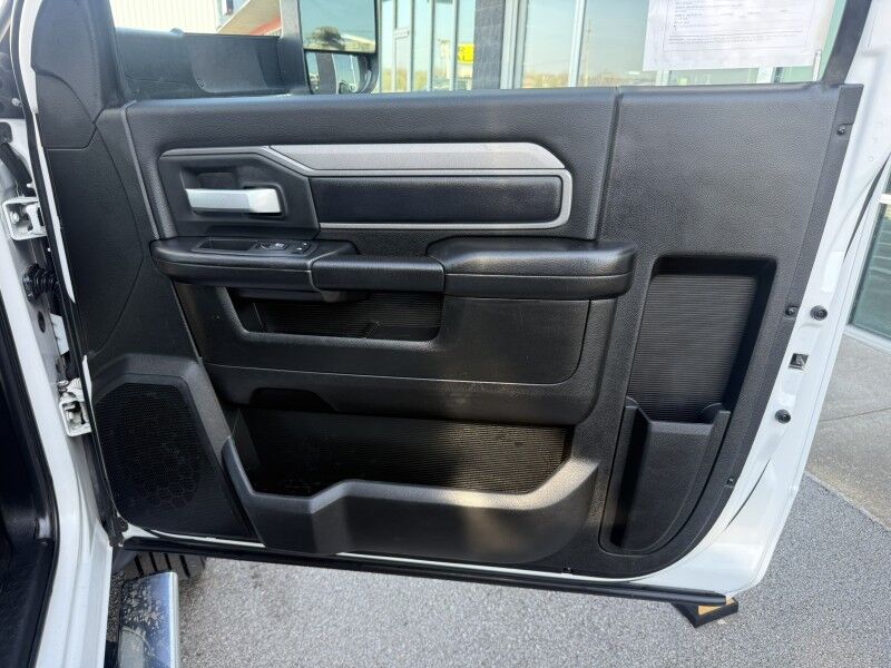 2019 Ram 5500 4x4 Diesel Utility w/ IMT 3203i Crane Tradesman Collinsville OK