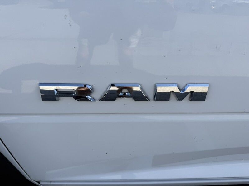 2019 Ram 5500 4x4 Diesel Utility w/ IMT 3203i Crane Tradesman Collinsville OK