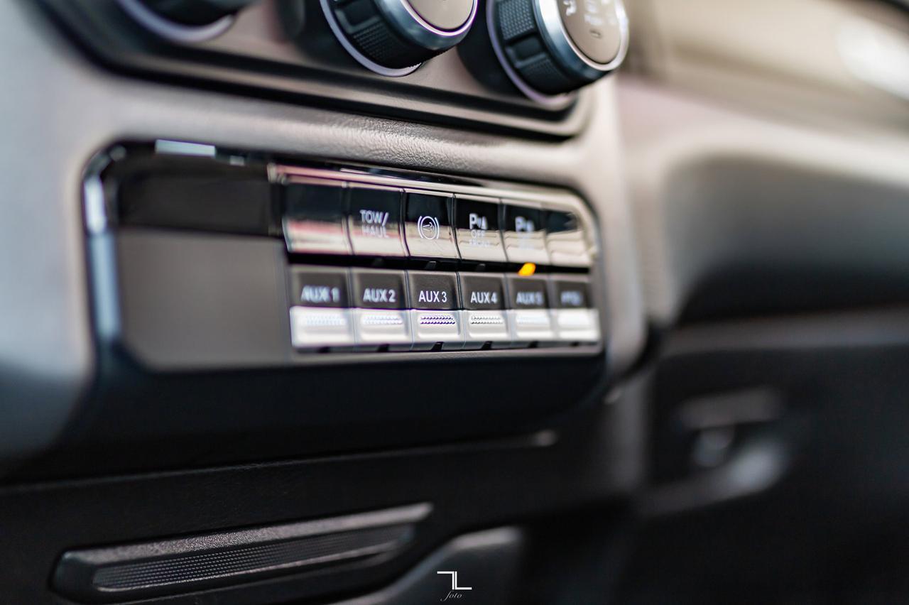 2019 Ram 5500 4x4 Reg Cab SLT Cube Van Diesel AISIN Red Deer AB