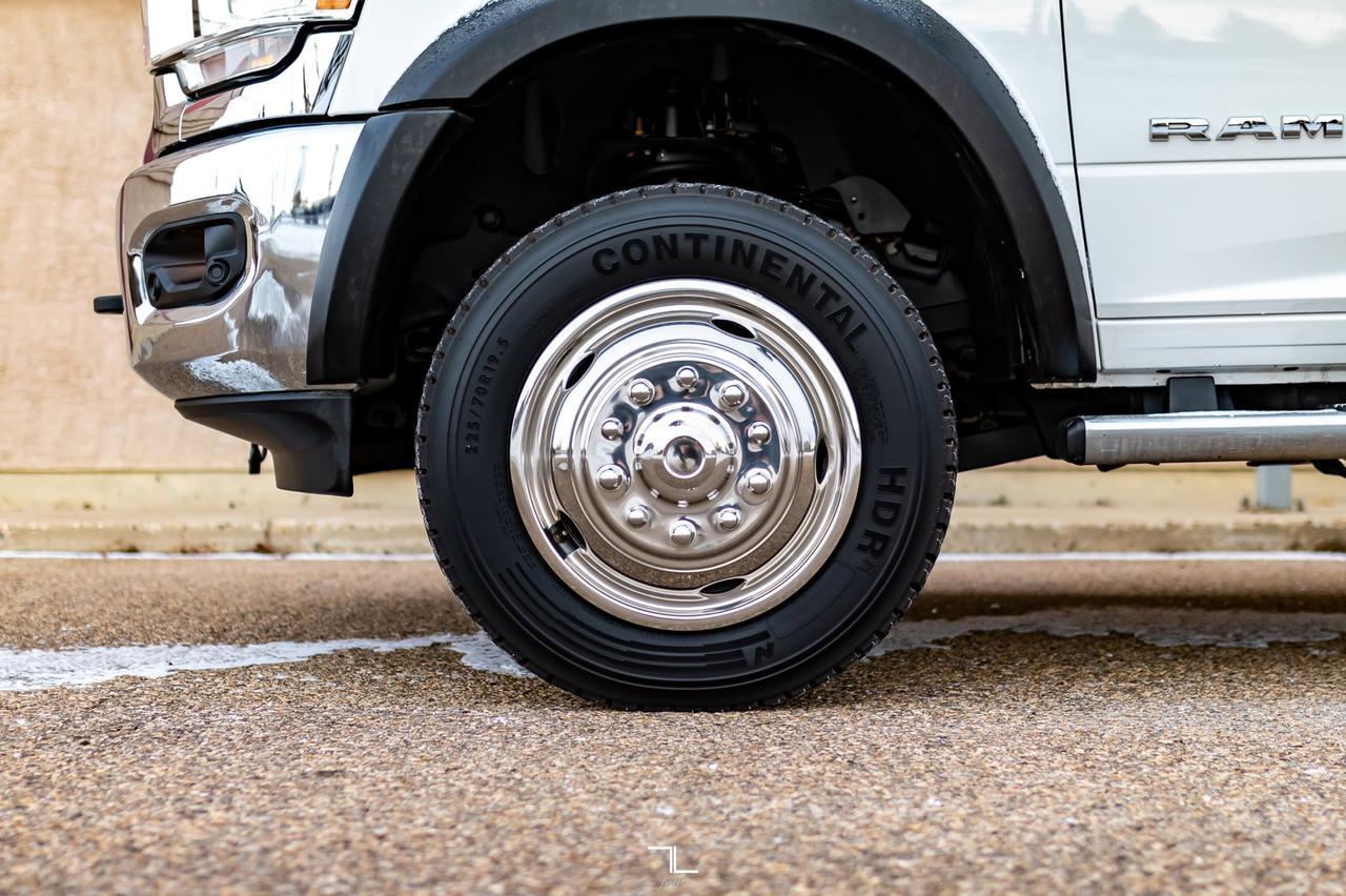 2019 Ram 5500 4x4 Reg Cab SLT Cube Van Diesel AISIN Red Deer AB