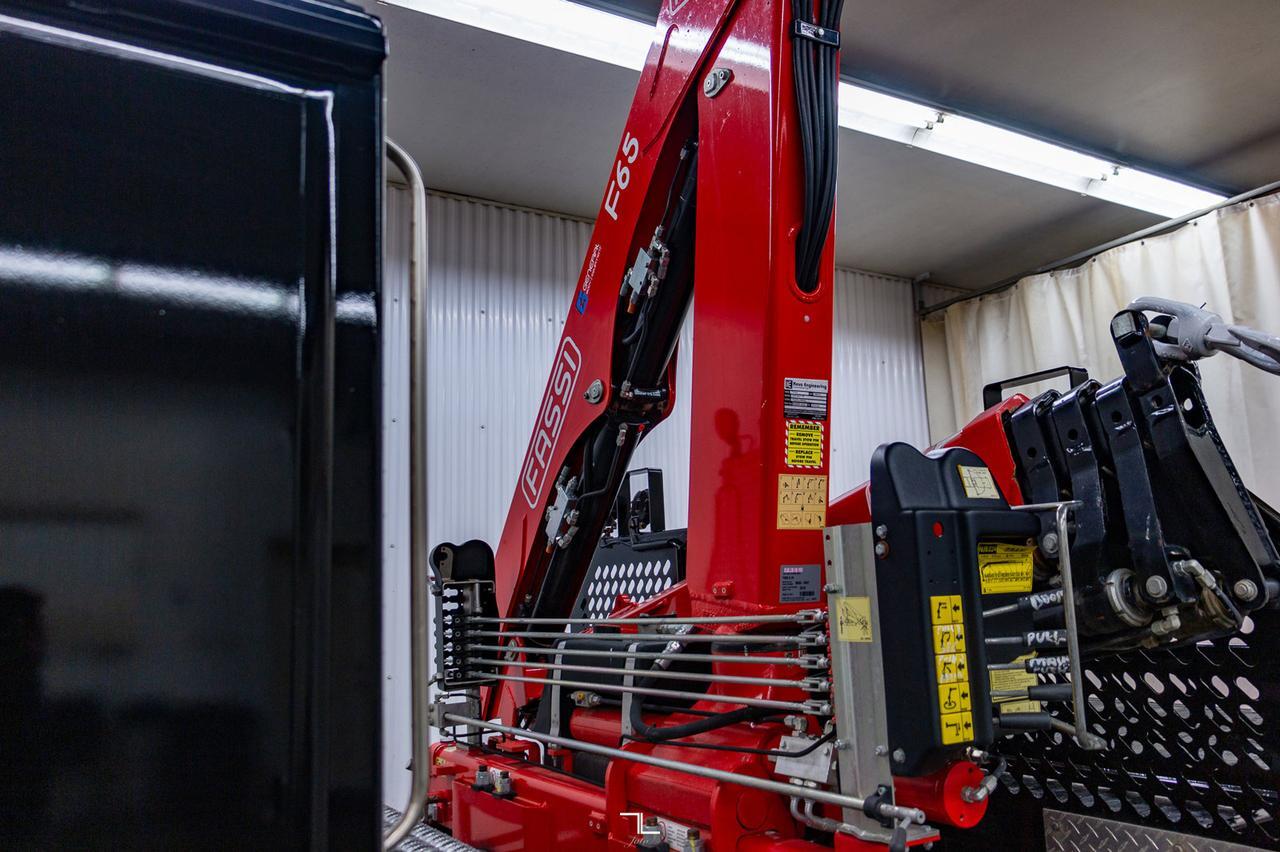 2019 Ram 5500 4x4 Reg Cab SLT Picker Diesel AISIN Red Deer AB