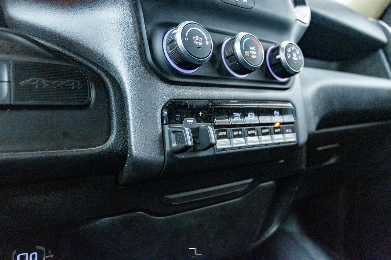 2019 Ram 5500 4x4 Reg Cab SLT Picker Diesel AISIN Red Deer AB