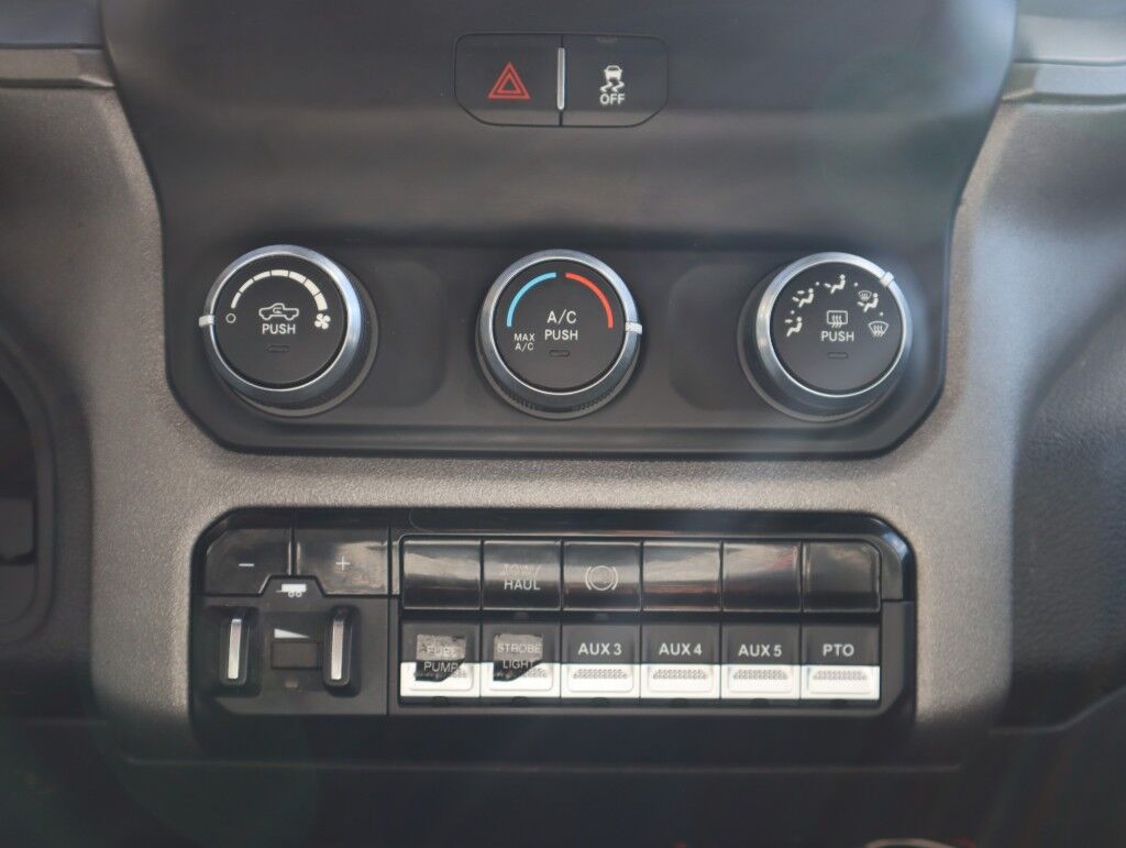 2019 Ram 5500 Chassis Cab Tradesman 4X4 Crew Cab 6.7L Diesel Maumee OH