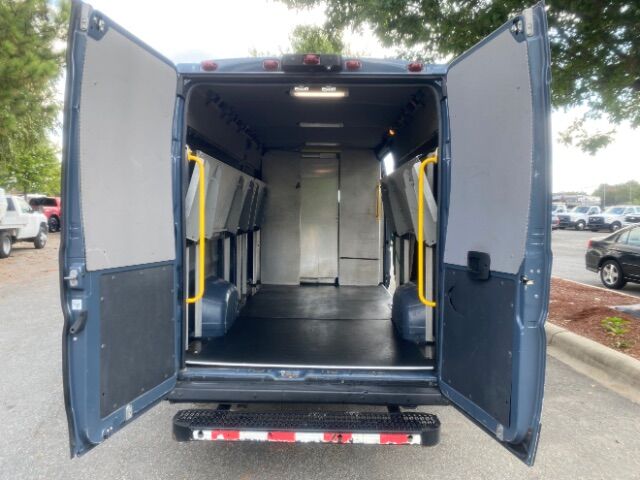 2019 Ram ProMaster 3500 Cargo Van photo 3