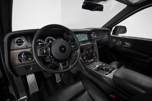 2019 Rolls-Royce Cullinan ($405,350 MSRP) *BESPOKE AUDIO* *REAR THEATRE* *$75,000 IN OPTIONS* San Diego CA