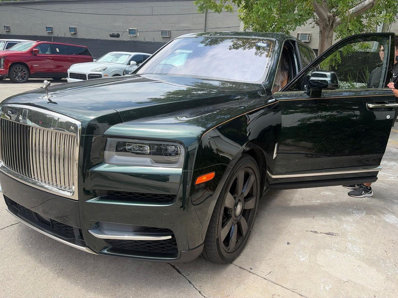 2019 Rolls-Royce Cullinan Base