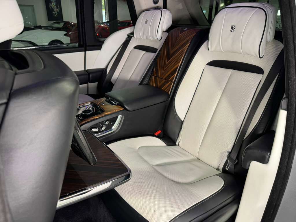 2019 Rolls-Royce Cullinan Burnout Grey paint, bookmatched wood, glass partition, four-passenger configuration AND MUCH MORE!! Fort Lauderdale FL