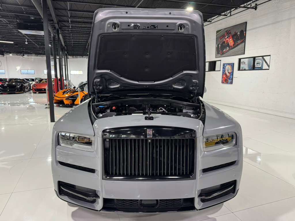 2019 Rolls-Royce Cullinan Burnout Grey paint, bookmatched wood, glass partition, four-passenger configuration AND MUCH MORE!! Fort Lauderdale FL