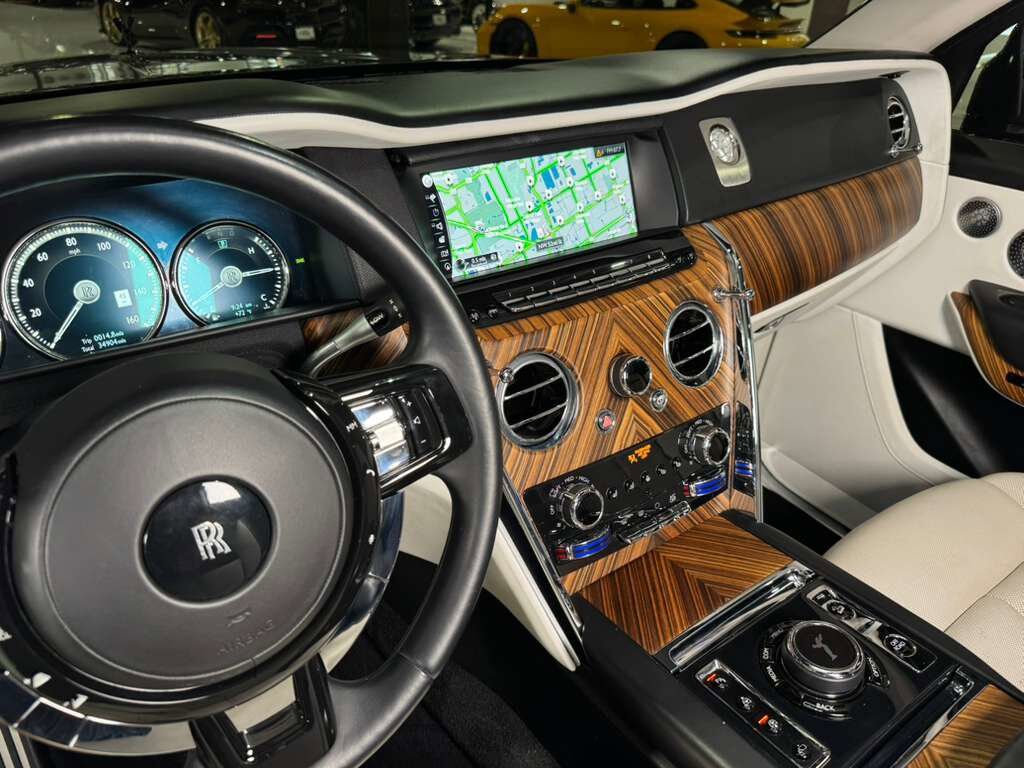 2019 Rolls-Royce Cullinan Burnout Grey paint, bookmatched wood, glass partition, four-passenger configuration AND MUCH MORE!! Fort Lauderdale FL