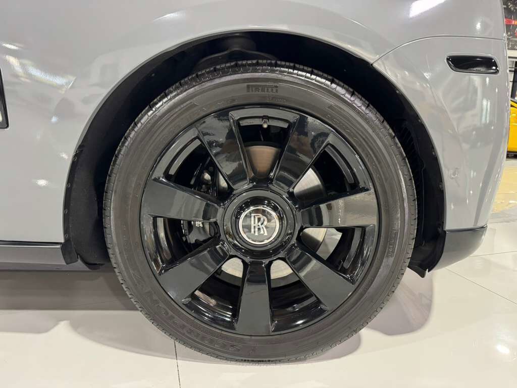 2019 Rolls-Royce Cullinan Burnout Grey paint, bookmatched wood, glass partition, four-passenger configuration AND MUCH MORE!! Fort Lauderdale FL