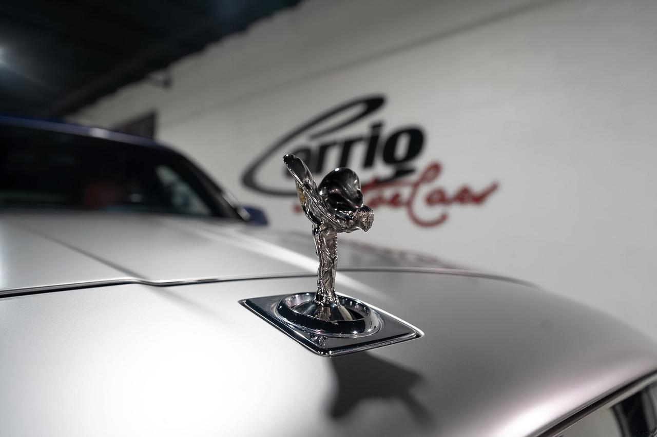 2019 Rolls-Royce Cullinan FOUR-PASSENGER CONFIGURATION! Salamanca Blue paint, Mandarin coachline, bespoke interior AND MORE!!! Fort Lauderdale FL