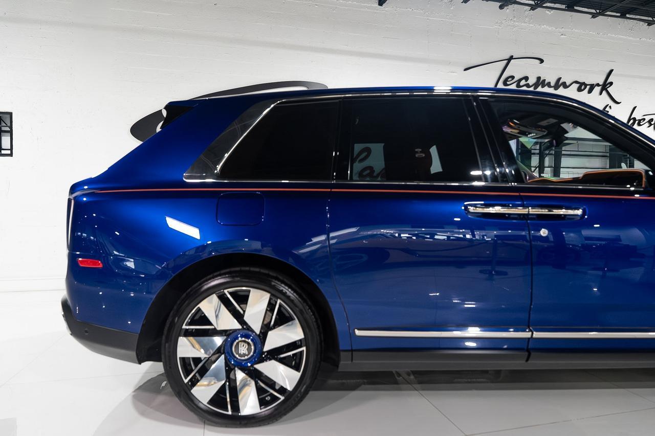 2019 Rolls-Royce Cullinan FOUR-PASSENGER CONFIGURATION! Salamanca Blue paint, Mandarin coachline, bespoke interior AND MORE!!! Fort Lauderdale FL