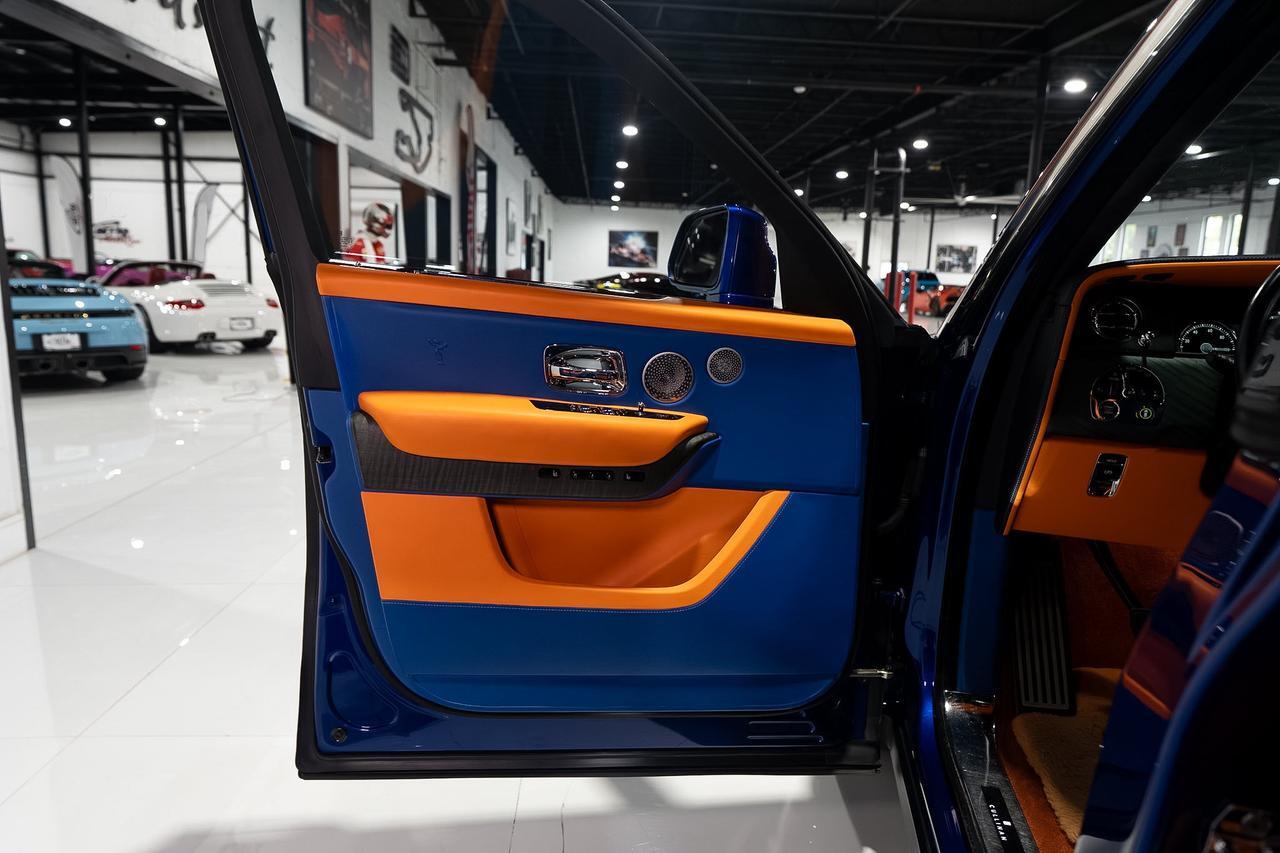 2019 Rolls-Royce Cullinan FOUR-PASSENGER CONFIGURATION! Salamanca Blue paint, Mandarin coachline, bespoke interior AND MORE!!! Fort Lauderdale FL