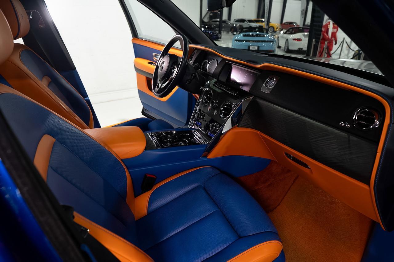 2019 Rolls-Royce Cullinan FOUR-PASSENGER CONFIGURATION! Salamanca Blue paint, Mandarin coachline, bespoke interior AND MORE!!! Fort Lauderdale FL