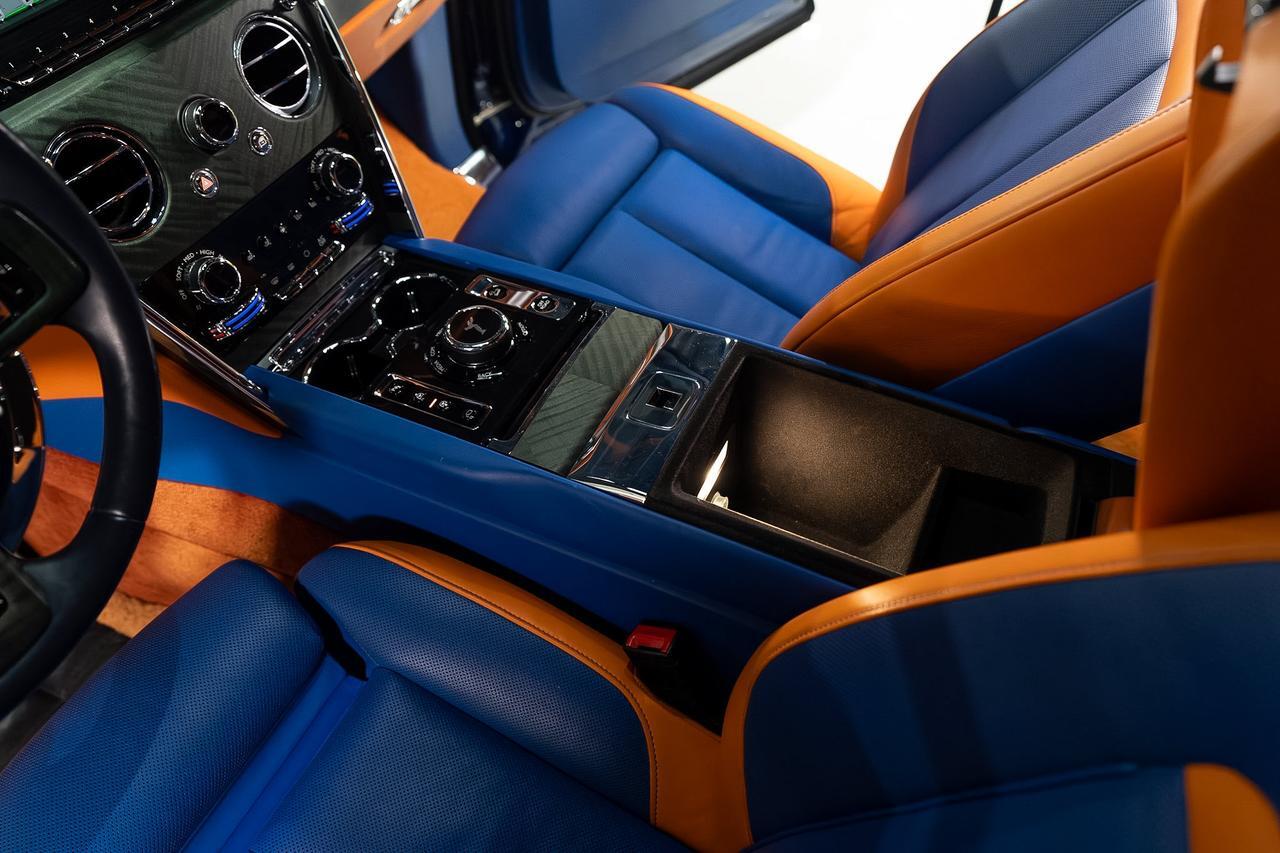 2019 Rolls-Royce Cullinan FOUR-PASSENGER CONFIGURATION! Salamanca Blue paint, Mandarin coachline, bespoke interior AND MORE!!! Fort Lauderdale FL