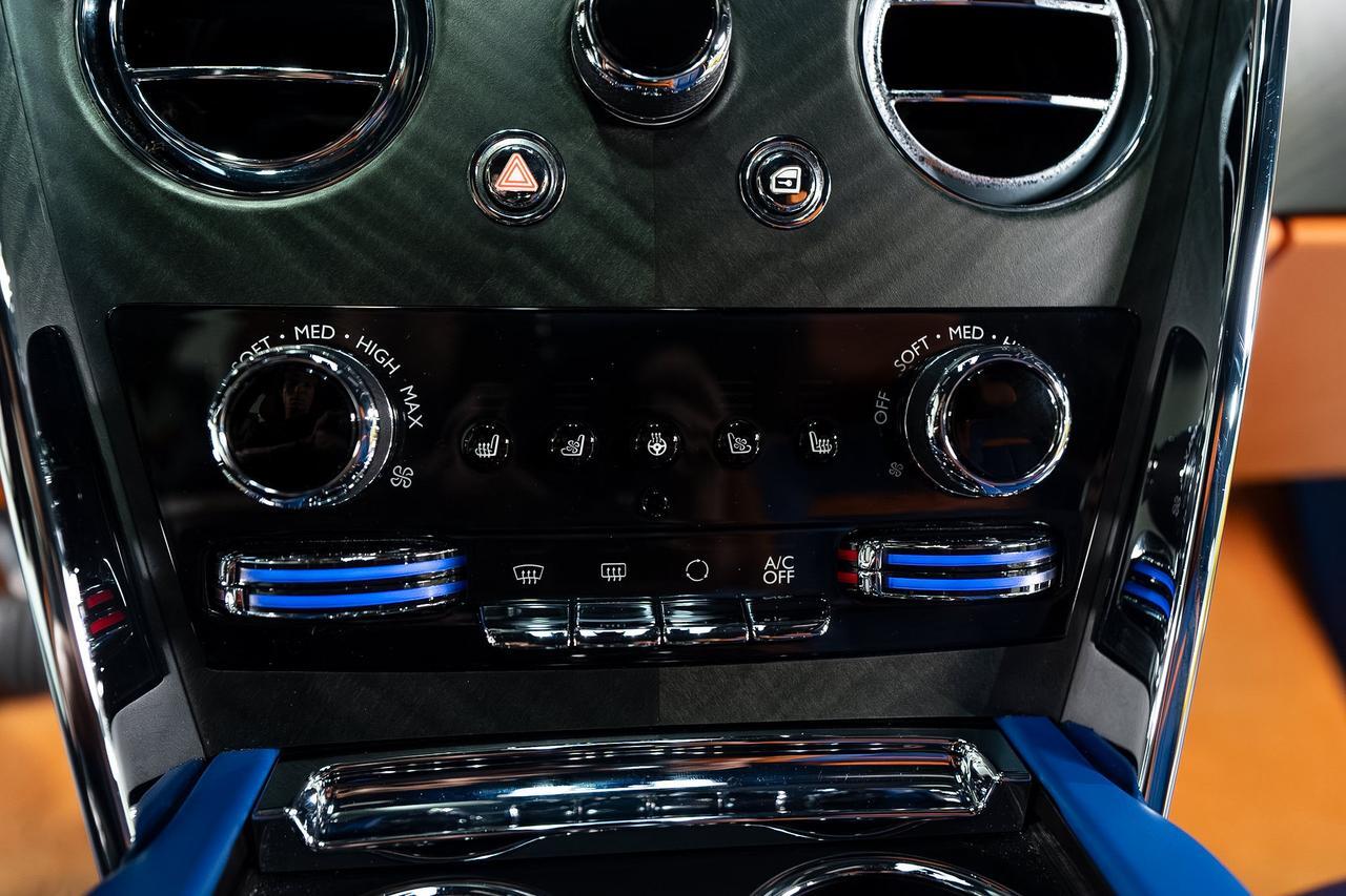2019 Rolls-Royce Cullinan FOUR-PASSENGER CONFIGURATION! Salamanca Blue paint, Mandarin coachline, bespoke interior AND MORE!!! Fort Lauderdale FL