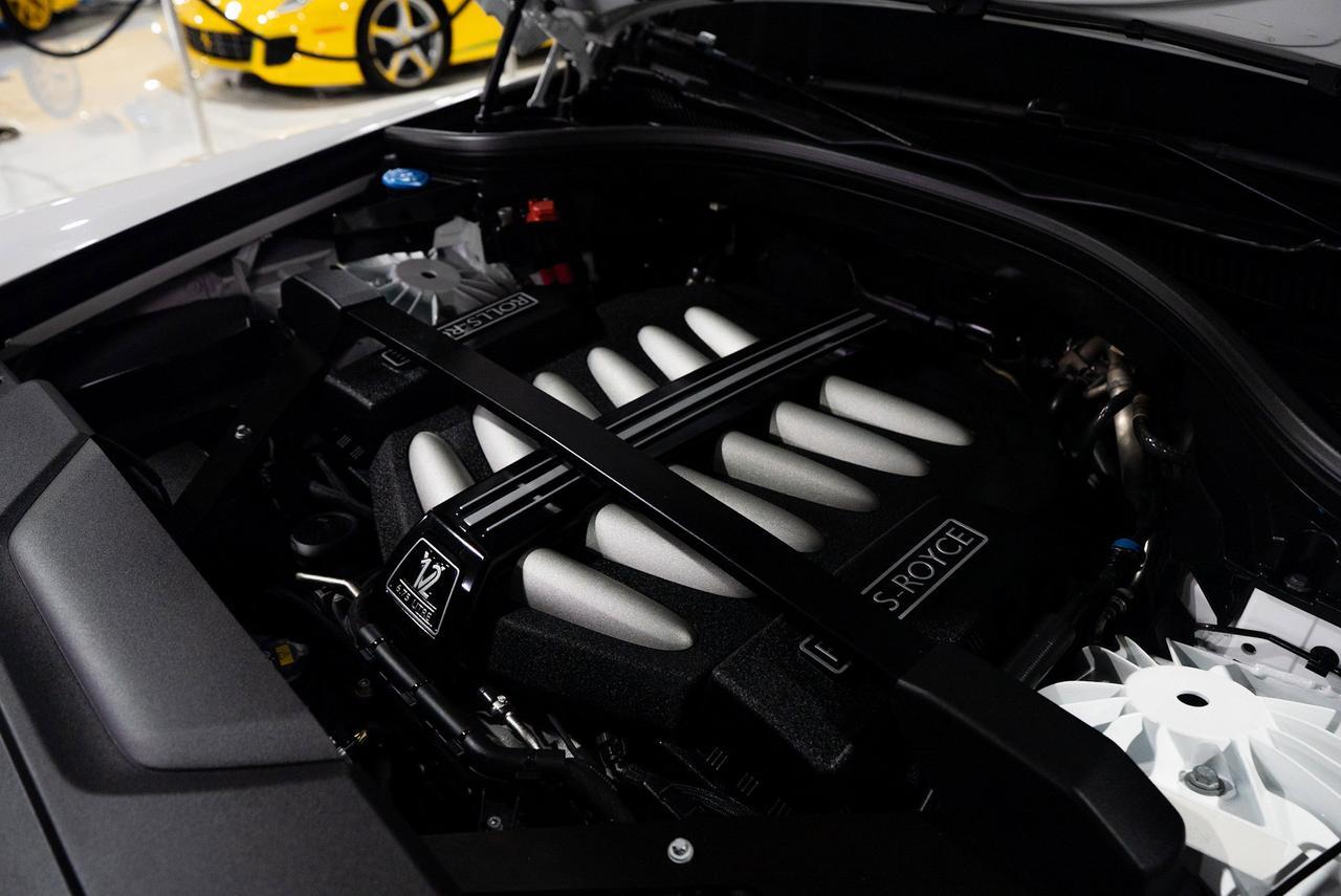 2019 Rolls-Royce Cullinan panoramic roof, Bespoke Audio system, rear infotainment system AND MUCH MORE!! Fort Lauderdale FL