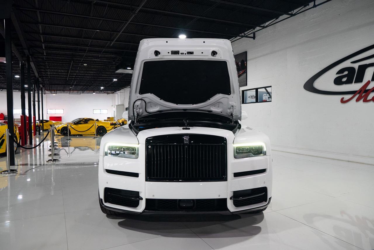 2019 Rolls-Royce Cullinan panoramic roof, Bespoke Audio system, rear infotainment system AND MUCH MORE!! Fort Lauderdale FL