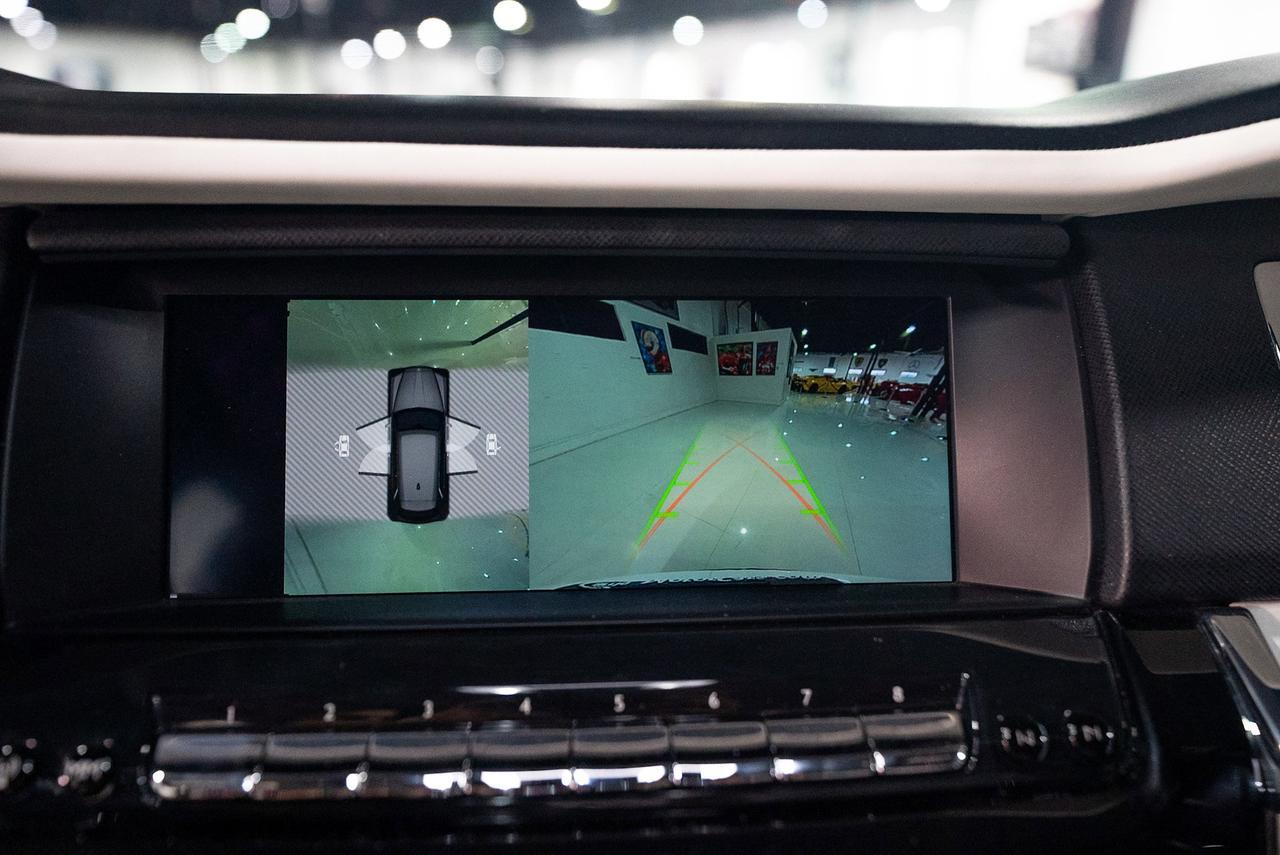 2019 Rolls-Royce Cullinan panoramic roof, Bespoke Audio system, rear infotainment system AND MUCH MORE!! Fort Lauderdale FL