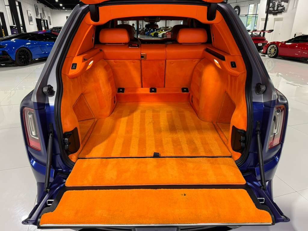 2019 Rolls-Royce Cullinan widebody kit, custom interior, Bespoke Audio system, rear infotainment system AND MUCH MORE!!! Fort Lauderdale FL