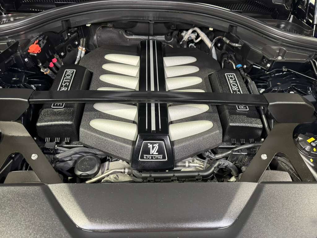 2019 Rolls-Royce Cullinan widebody kit, custom interior, Bespoke Audio system, rear infotainment system AND MUCH MORE!!! Fort Lauderdale FL