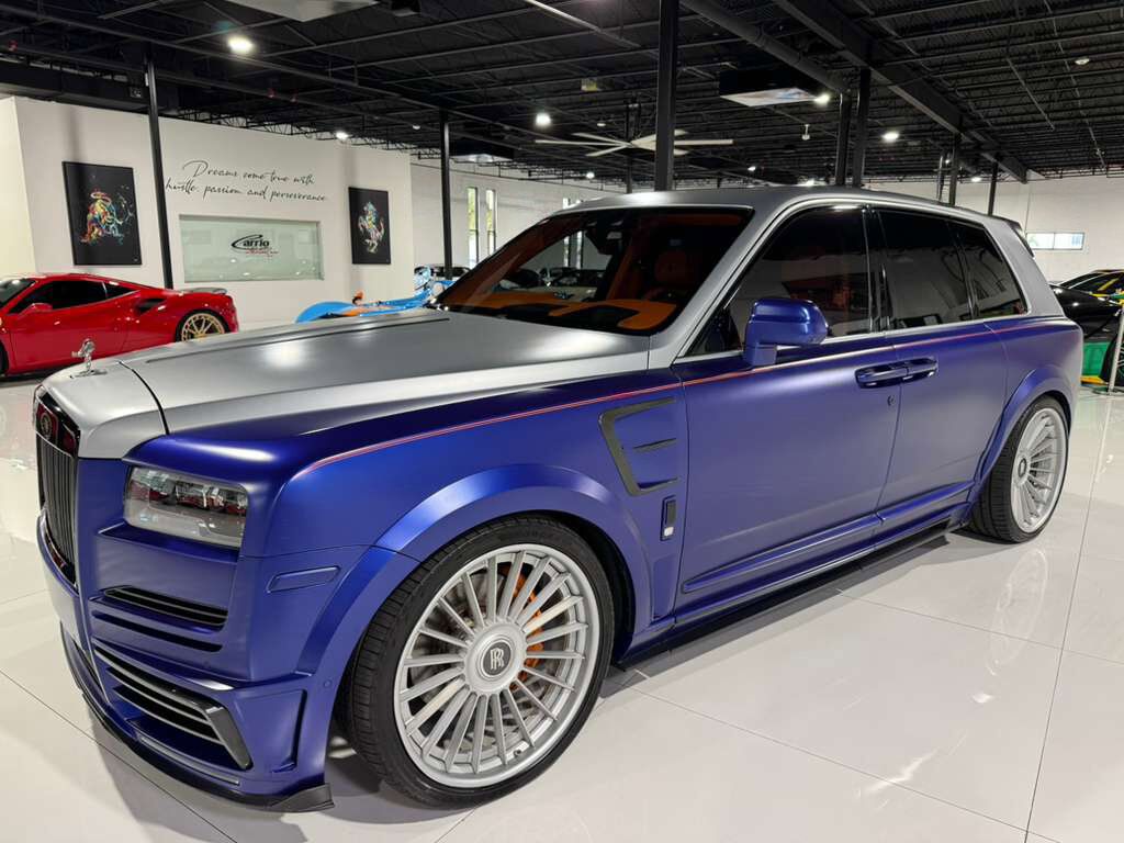 2019 Rolls-Royce Cullinan widebody kit, custom interior, Bespoke Audio system, rear infotainment system AND MUCH MORE!!! Fort Lauderdale FL
