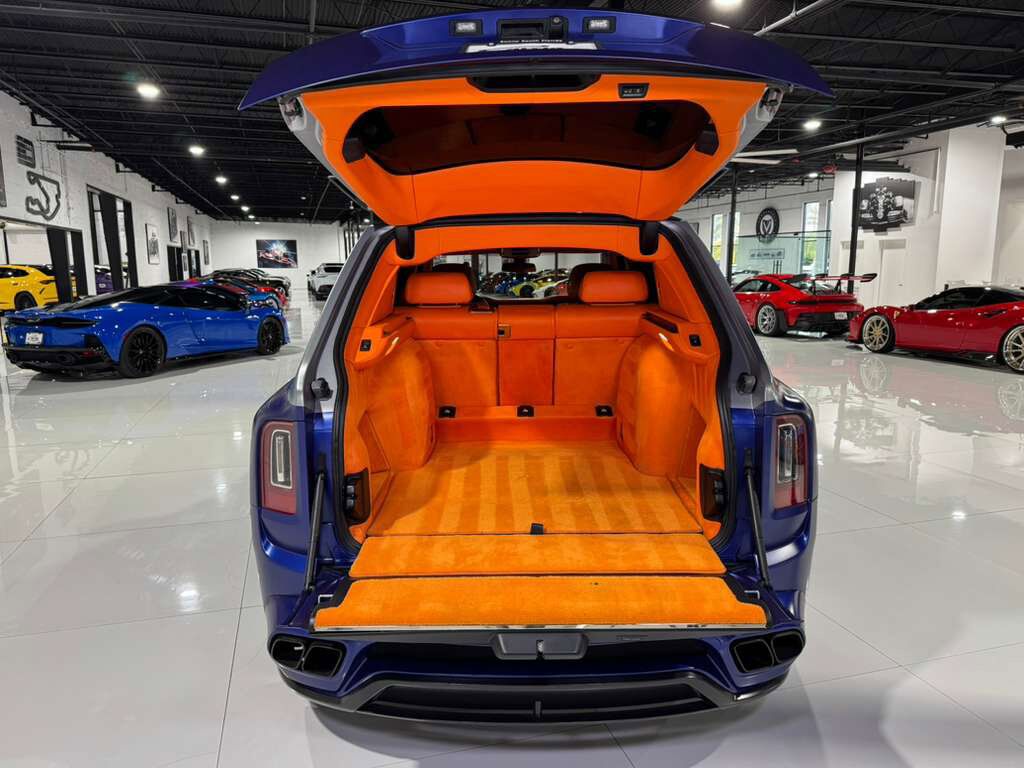 2019 Rolls-Royce Cullinan widebody kit, custom interior, Bespoke Audio system, rear infotainment system AND MUCH MORE!!! Fort Lauderdale FL