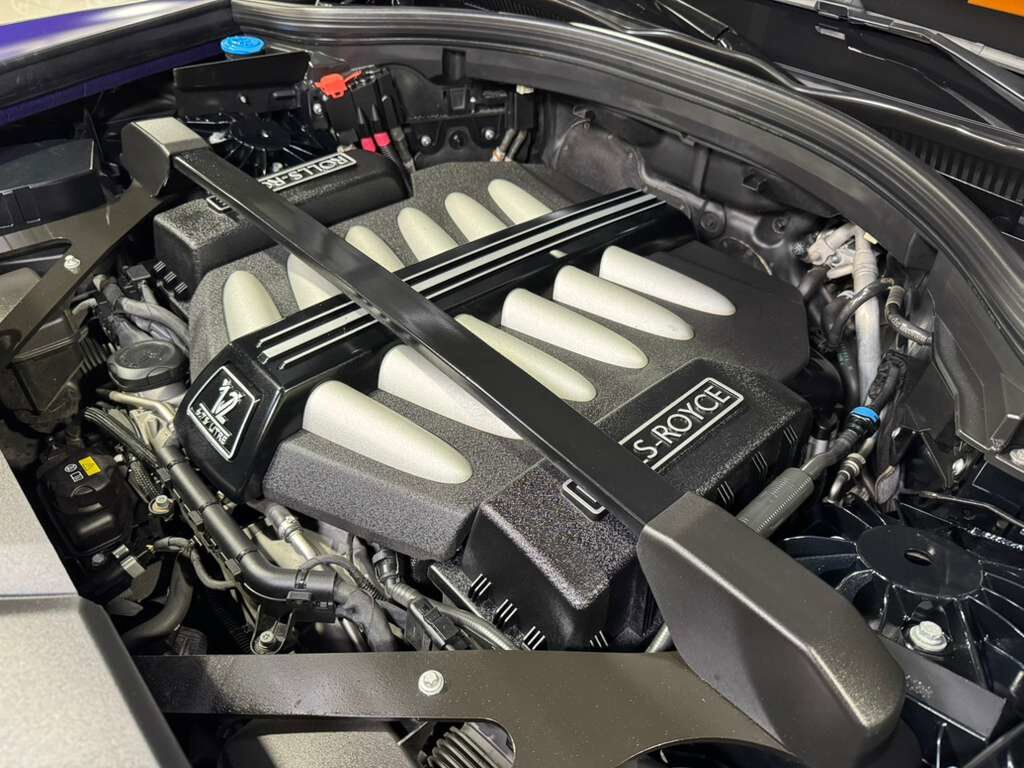 2019 Rolls-Royce Cullinan widebody kit, custom interior, Bespoke Audio system, rear infotainment system AND MUCH MORE!!! Fort Lauderdale FL