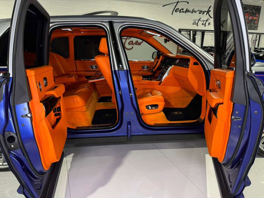 2019 Rolls-Royce Cullinan widebody kit, custom interior, Bespoke Audio system, rear infotainment system AND MUCH MORE!!! Fort Lauderdale FL